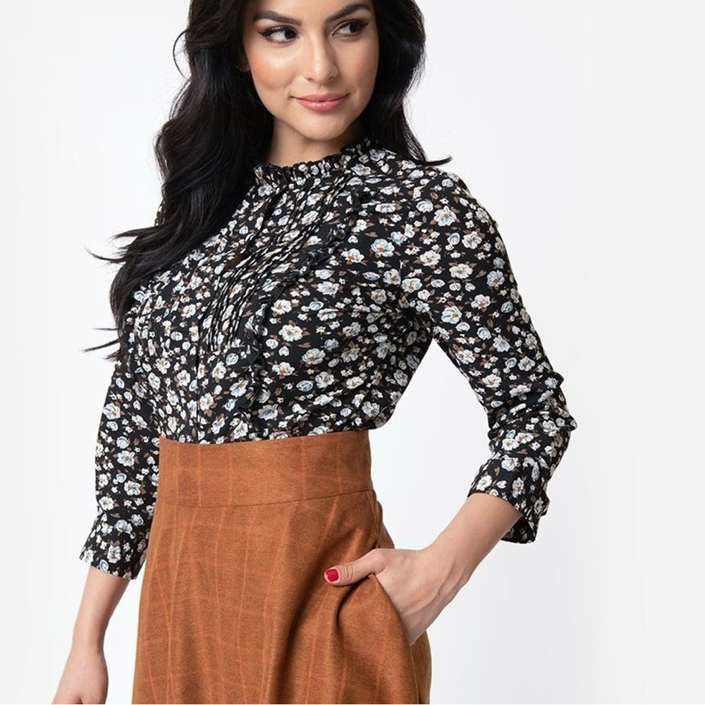 Unique Vintage 1940s Style Audra Blouse in Black Floral Chiffon Ruffle XS